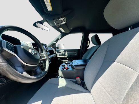 Used 2021 RAM 2500 Big Horn image 19