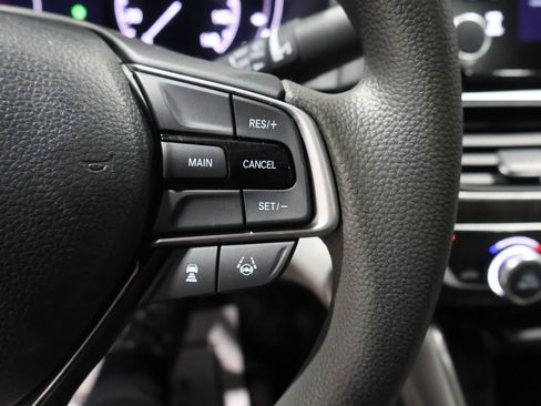 Used 2019 Honda Accord EX image 37