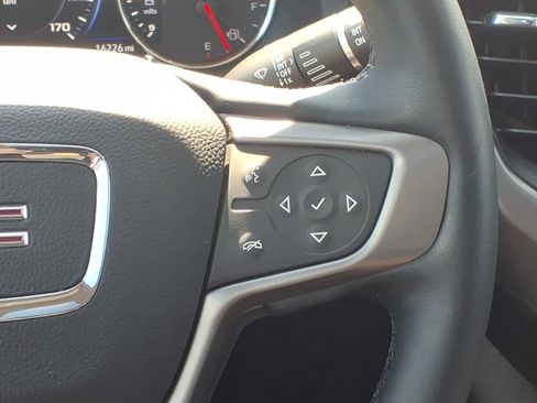 Certified 2023 GMC Acadia AT4 w/ Technology Package AWD/4WD image 20