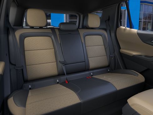 New 2026 Chevrolet Equinox ACTIV FWD image 19