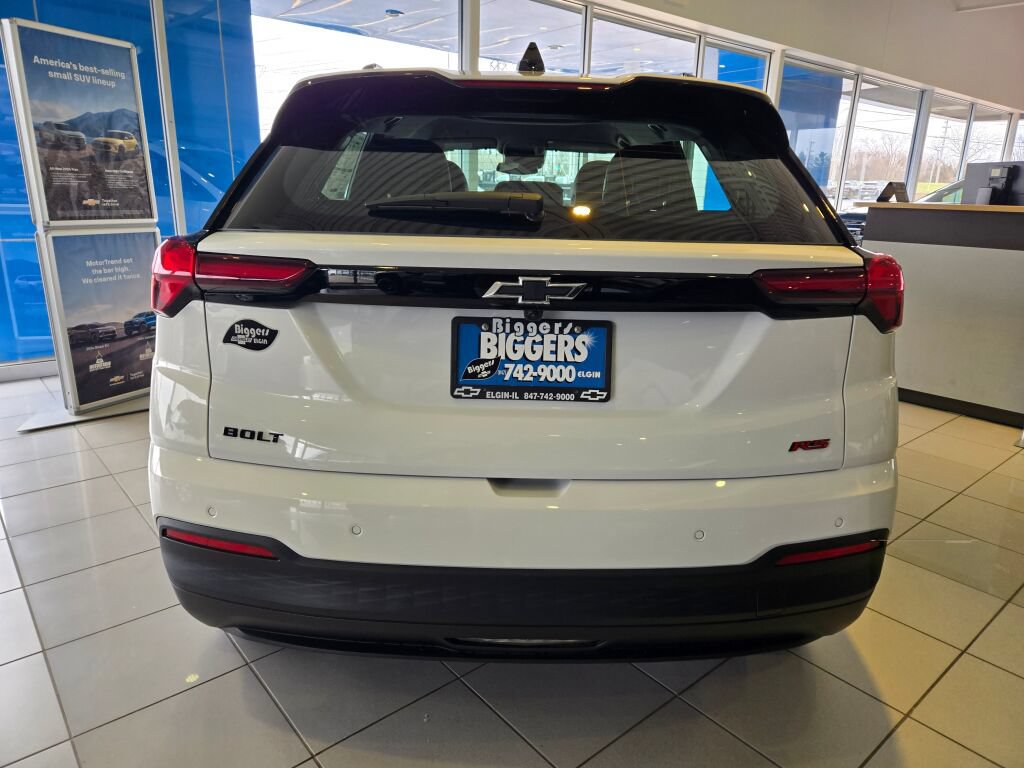 Used 2027 Chevrolet Bolt RS FWD image 11
