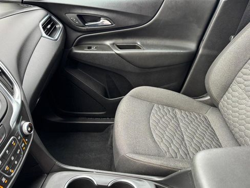 Used 2021 Chevrolet Equinox LT image 13