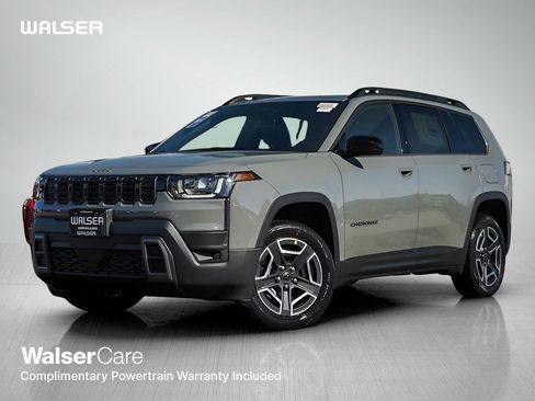New 2026 Jeep Cherokee Laredo AWD/4WD image 1