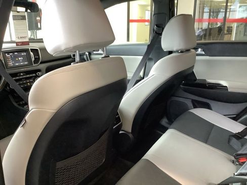 Used 2019 Kia Sportage EX w/ EX Sport Appearance Package AWD/4WD image 19