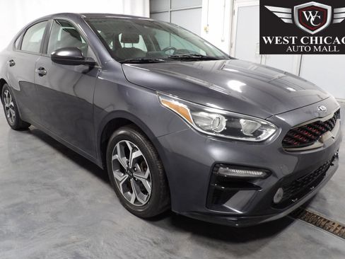 Used 2021 Kia Forte LXS FWD image 1