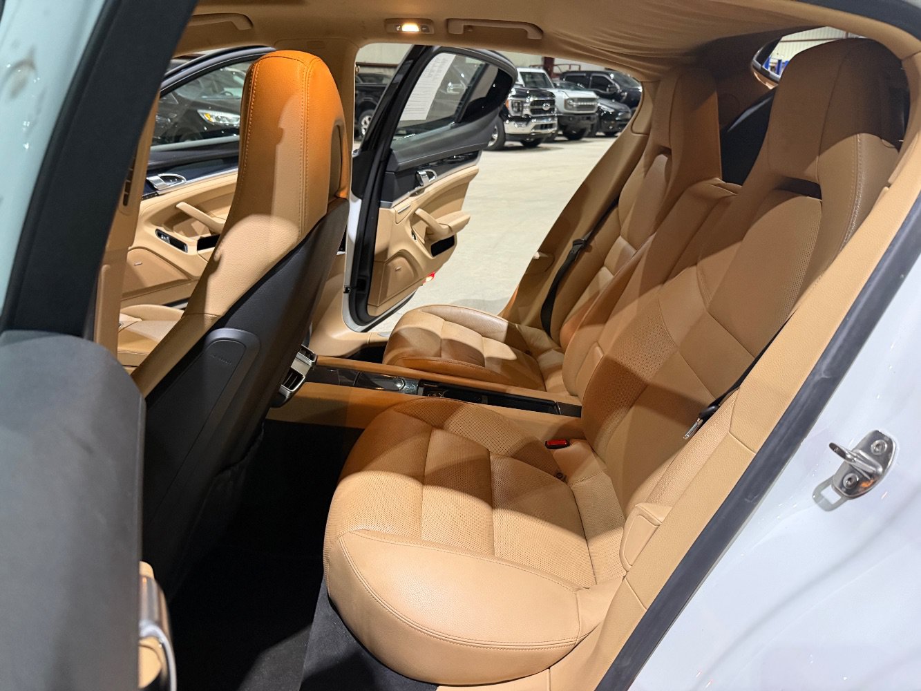 Used 2013 Porsche Panamera 4 image 17