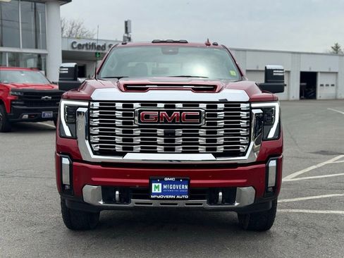 Used 2024 GMC Sierra 2500 Denali w/ Denali Reserve Package AWD/4WD image 9
