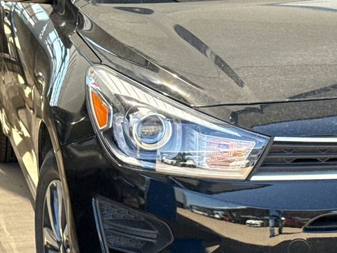 Used 2022 Kia Rio S w/ Technology Package image 4