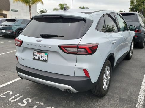 Used 2025 Ford Escape Active FWD image 5