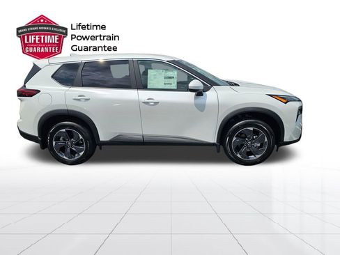 New 2026 Nissan Rogue SV image 6