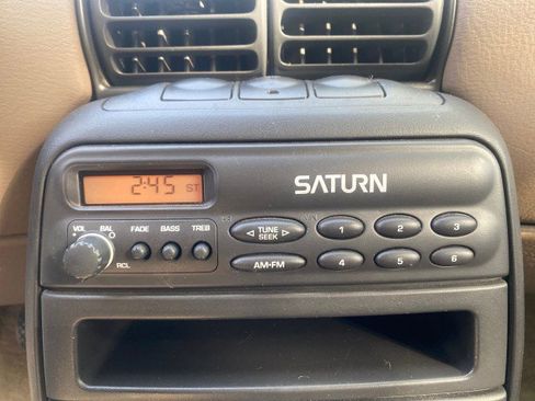 Used 1995 Saturn S-Series SL1 image 58