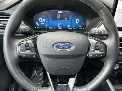 Used 2024 Ford Escape Platinum AWD/4WD image 27
