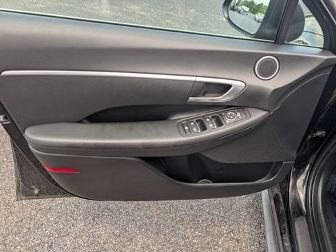 Used 2023 Hyundai Sonata SE FWD image 15