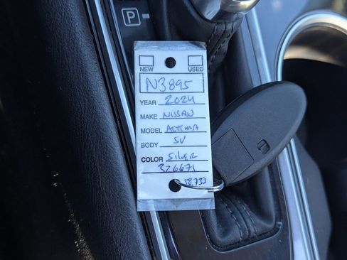 Used 2024 Nissan Altima 2.5 SV FWD image 36