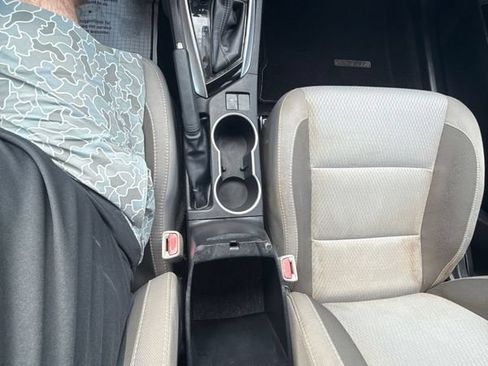 Used 2017 Toyota Corolla LE FWD image 37