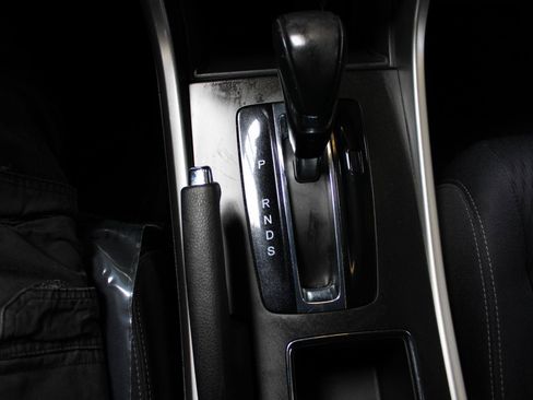 Used 2015 Honda Accord Sport image 23