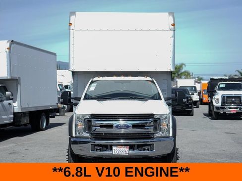 Used 2017 Ford F550 2WD Regular Cab Super Duty image 3