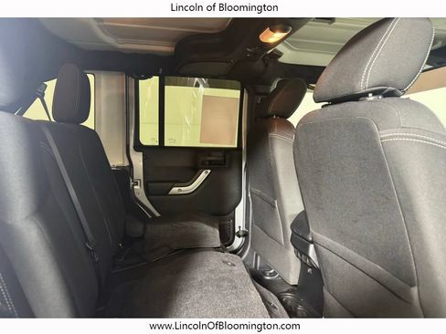 Used 2015 Jeep Wrangler Unlimited Sahara w/ Mopar Chrome Edition Group AWD/4WD image 21
