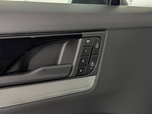 New 2026 Porsche Cayenne Coupe AWD/4WD image 26
