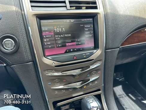 Used 2014 Lincoln MKX AWD w/ Equipment Group 102A image 13