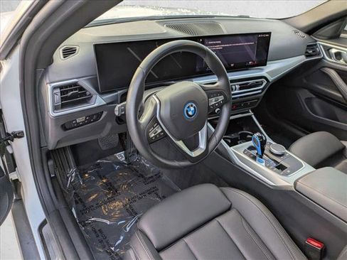 Certified 2023 BMW i4 eDrive40 image 10