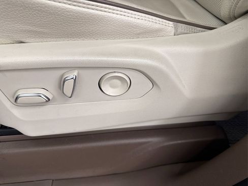 Used 2022 GMC Yukon Denali image 25