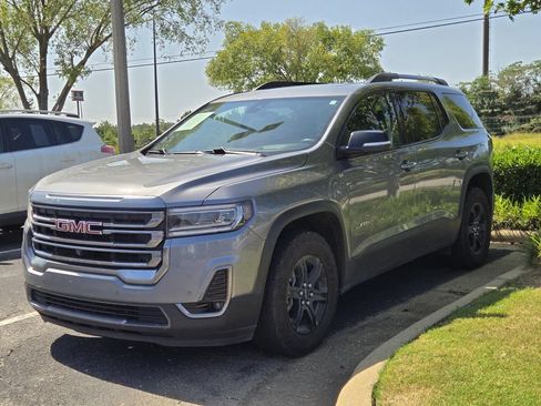 Used 2022 GMC Acadia AT4 w/ Technology Package AWD/4WD image 3