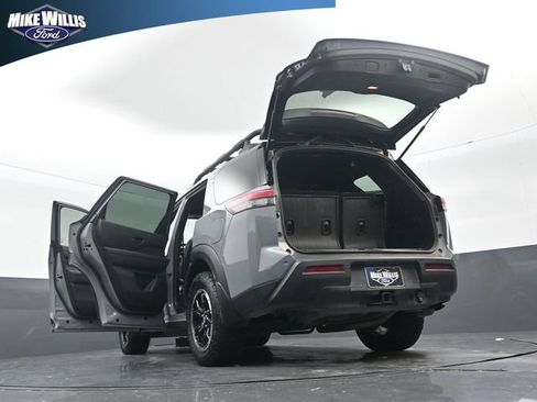 Used 2024 Nissan Pathfinder Rock Creek AWD/4WD image 30