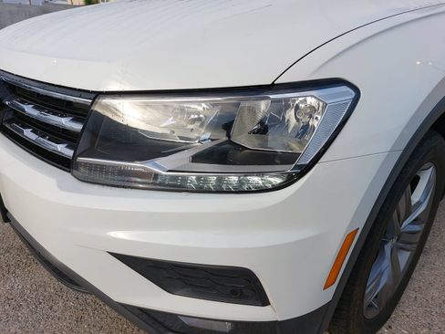 Used 2021 Volkswagen Tiguan SEL AWD/4WD image 12