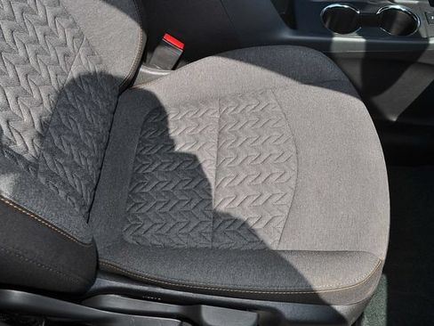 Used 2024 Chevrolet Equinox LT w/ LPO, Floor Liner Package FWD image 23