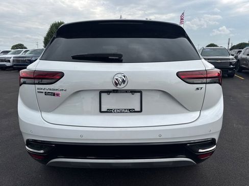 Used 2023 Buick Envision Essence w/ Technology Package I AWD/4WD image 5