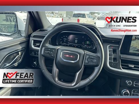 Used 2024 GMC Yukon AT4 image 44