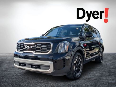 Certified 2023 Kia Telluride S image 8