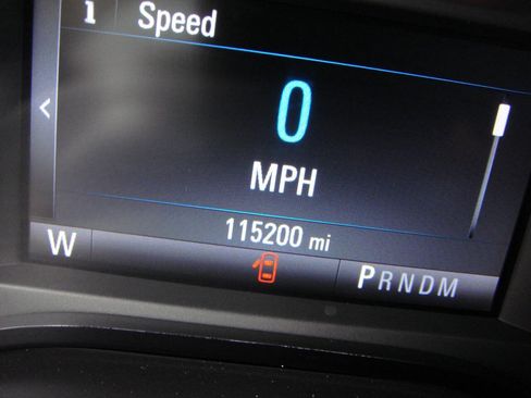 Used 2017 Chevrolet Camaro LT RWD image 16