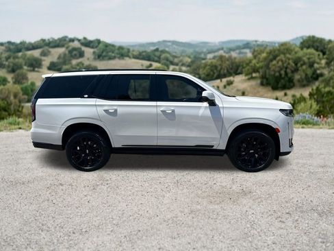 Used 2023 Cadillac Escalade Sport Platinum w/ LPO, ONYX Package AWD/4WD image 11