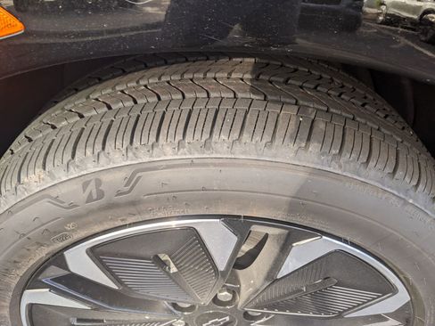 New 2026 Chevrolet Blazer EV RS image 12