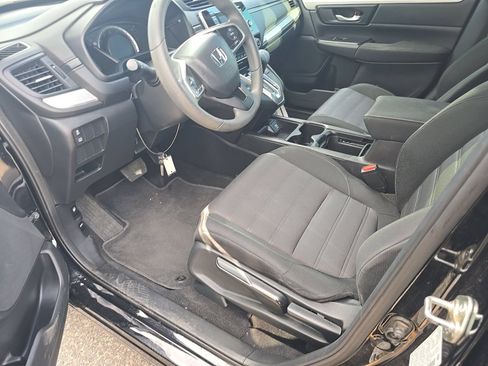 Used 2018 Honda CR-V LX image 3