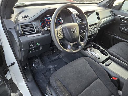 Used 2022 Honda Pilot Sport image 19