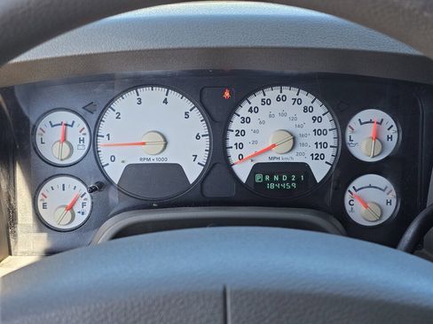 Used 2006 Dodge Ram 1500 Truck SLT image 27