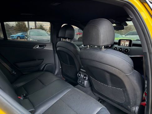 Used 2018 Kia Stinger GT image 16