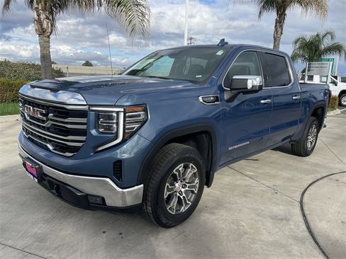 Used 2024 GMC Sierra 1500 SLT image 4