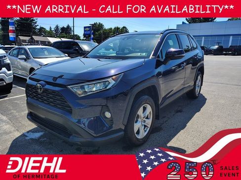 Used 2021 Toyota RAV4 XLE w/ Convenience Package AWD/4WD image 1