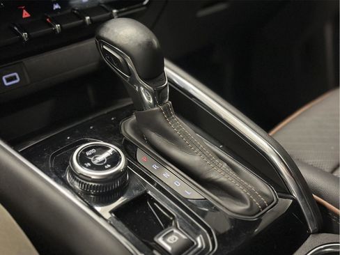 Certified 2024 GMC Canyon AT4 w/ AT4 Premium Package image 39