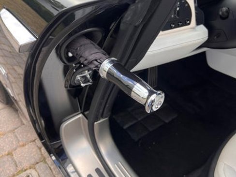 Used 2019 Rolls-Royce Wraith image 22