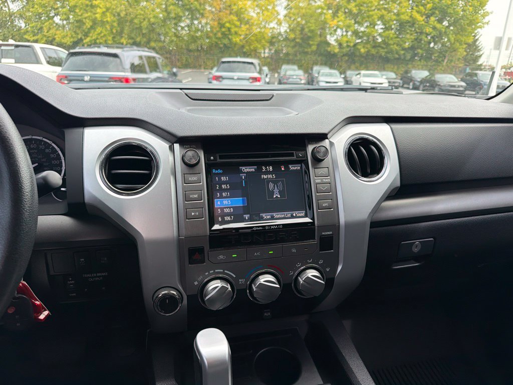 Used 2017 Toyota Tundra SR5 w/ SR5 Upgrade Package AWD/4WD image 14