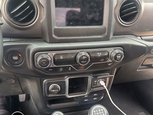 Used 2022 Jeep Gladiator Sport w/ Trailer Tow Package image 10