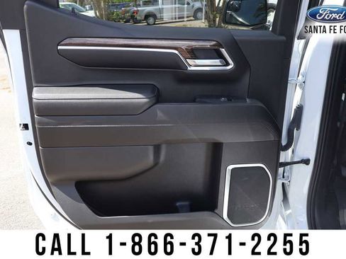 Used 2023 GMC Sierra 1500 SLE w/ Enhanced Capability Package AWD/4WD image 22