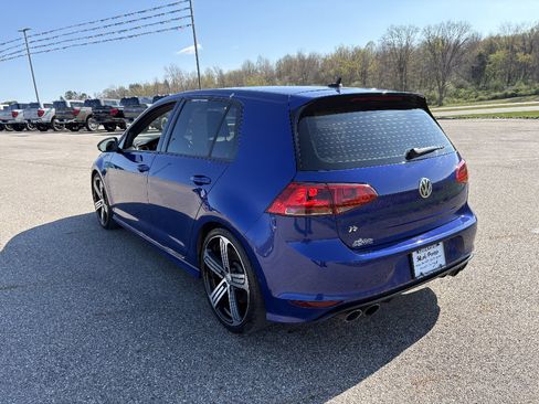 Used 2016 Volkswagen Golf 4-Door AWD/4WD image 3