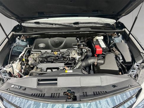 Used 2020 Toyota Camry LE image 20