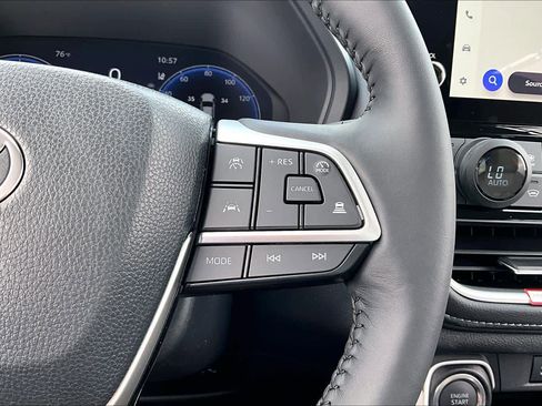 Used 2026 Toyota Grand Highlander Limited image 25